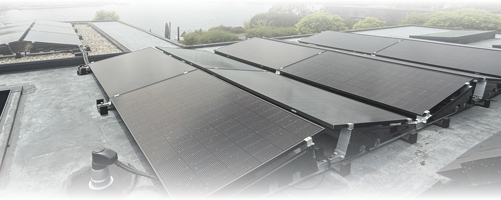 zonnepanelen stroom loods