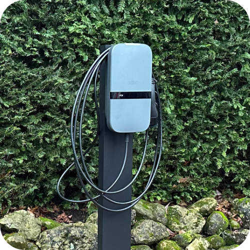 peblar laadpaal stroom loods